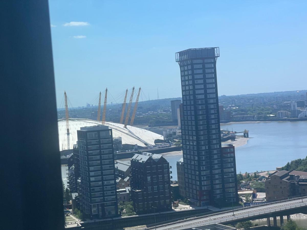 Ac Luxe Penthouse With Free Parking Apartment London Bagian luar foto