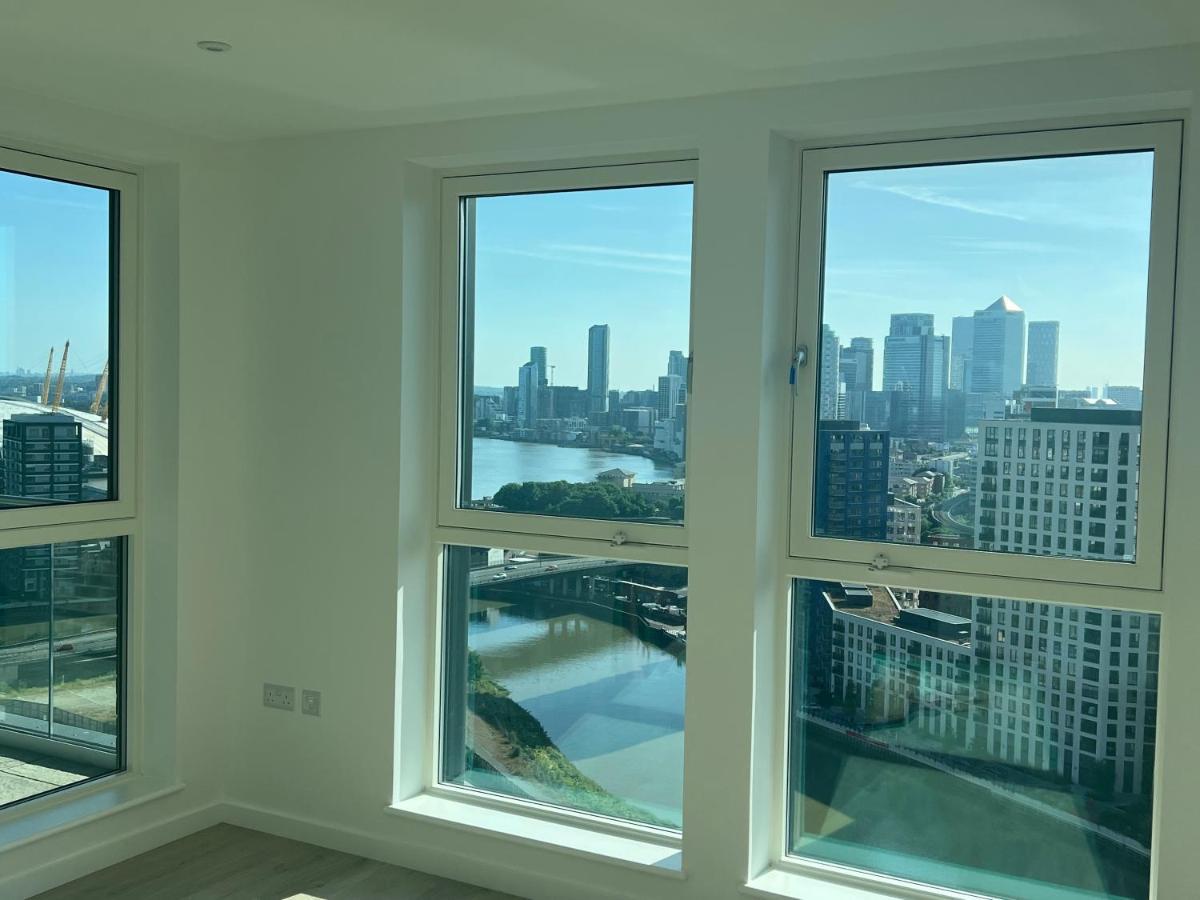 Ac Luxe Penthouse With Free Parking Apartment London Bagian luar foto