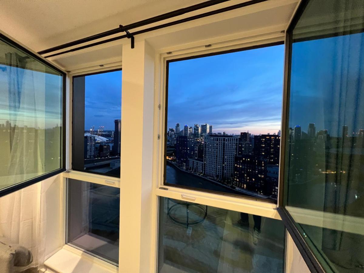 Ac Luxe Penthouse With Free Parking Apartment London Bagian luar foto