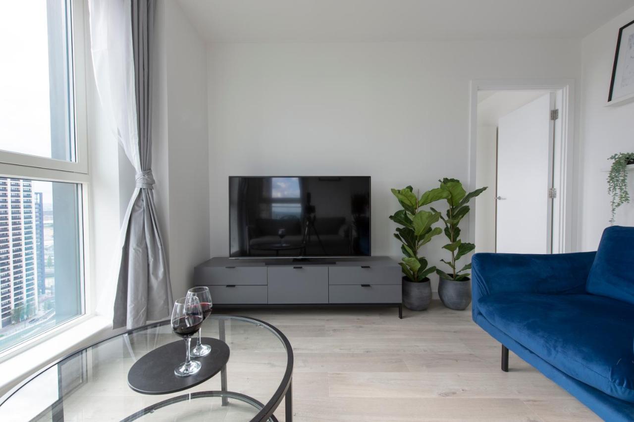 Ac Luxe Penthouse With Free Parking Apartment London Bagian luar foto